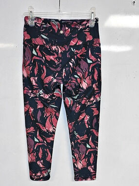 Balance Collection Contender Lux Hi-Rise Cropped Leggings